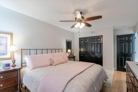 Tiny photo for 4 Forest Cove Court, Streamwood, IL 60107 (MLS # 12641421)