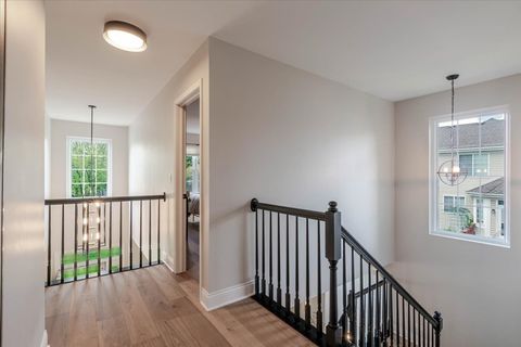 Tiny photo for 4 Forest Cove Court, Streamwood, IL 60107 (MLS # 12641421)