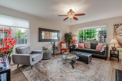 Tiny photo for 4 Forest Cove Court, Streamwood, IL 60107 (MLS # 12641421)