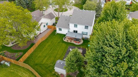 Tiny photo for 4 Forest Cove Court, Streamwood, IL 60107 (MLS # 12641421)