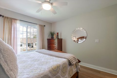 Tiny photo for 4 Forest Cove Court, Streamwood, IL 60107 (MLS # 12641421)