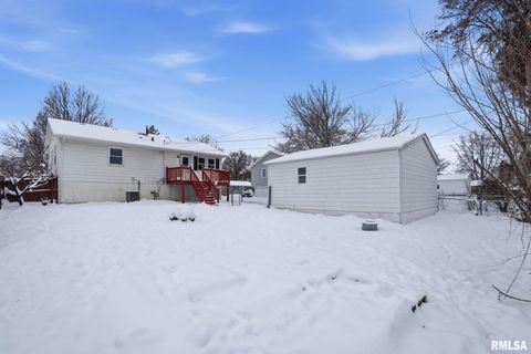 Tiny photo for 3511 ELDORADO Drive, Bettendorf, IA 52722 (MLS # QC4269812)