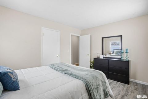 Tiny photo for 3511 ELDORADO Drive, Bettendorf, IA 52722 (MLS # QC4269812)