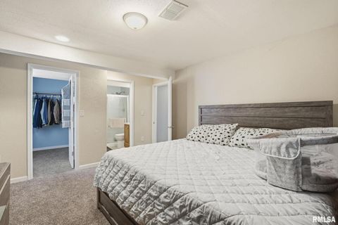 Tiny photo for 3511 ELDORADO Drive, Bettendorf, IA 52722 (MLS # QC4269812)