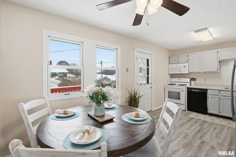 Tiny photo for 3511 ELDORADO Drive, Bettendorf, IA 52722 (MLS # QC4269812)