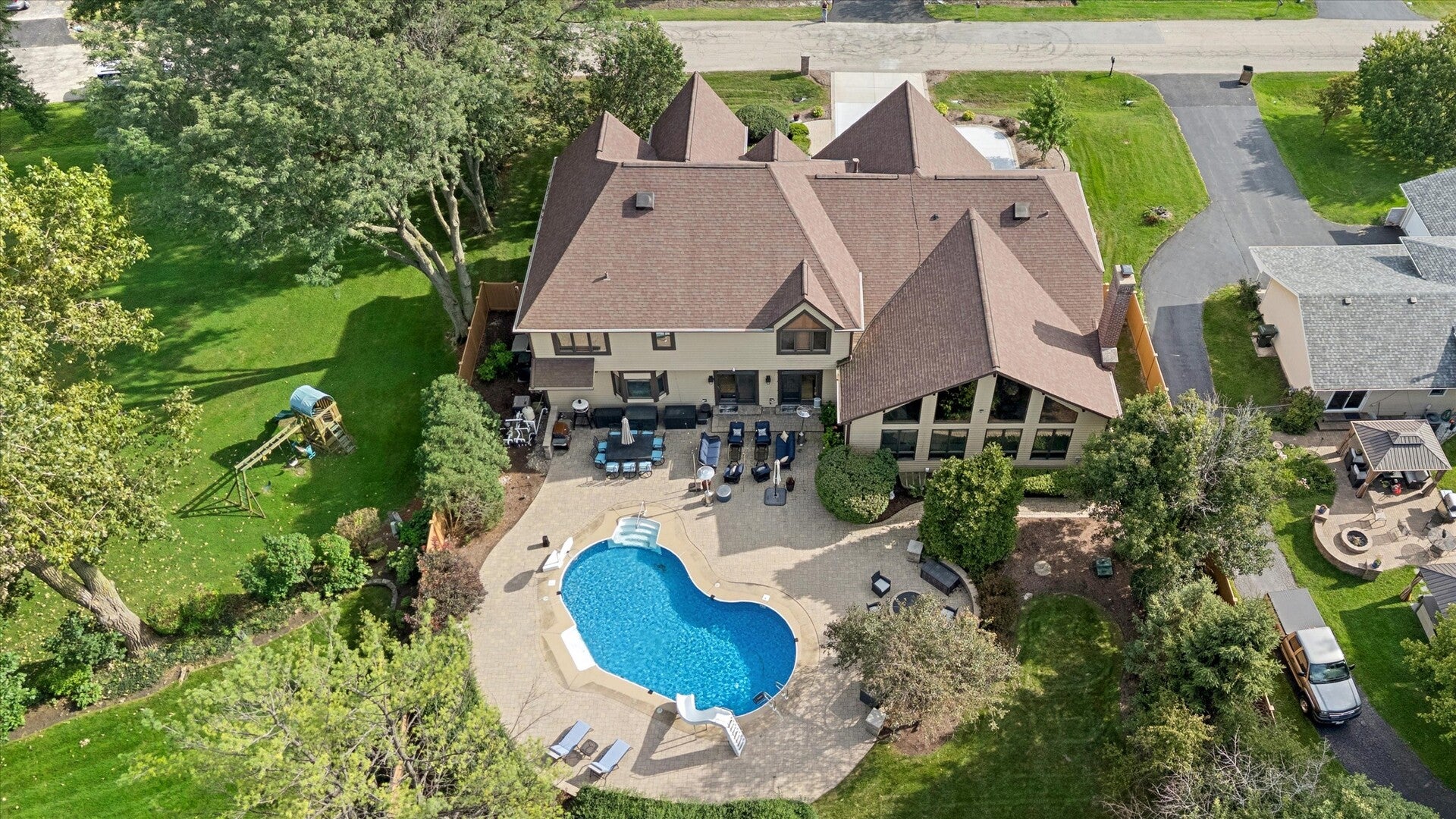 29W280 HARTMAN Drive
