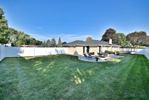Tiny photo for 21W181 NORTH Lane, Itasca, IL 60143 (MLS # 12489242)
