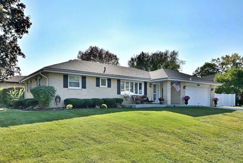 Tiny photo for 21W181 NORTH Lane, Itasca, IL 60143 (MLS # 12489242)