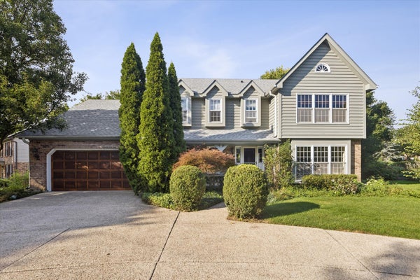 248 MEADOWBROOK LN, HINSDALE, IL 60521 - Image 214de69a7de60f70b3a5123733d781fa/71975197