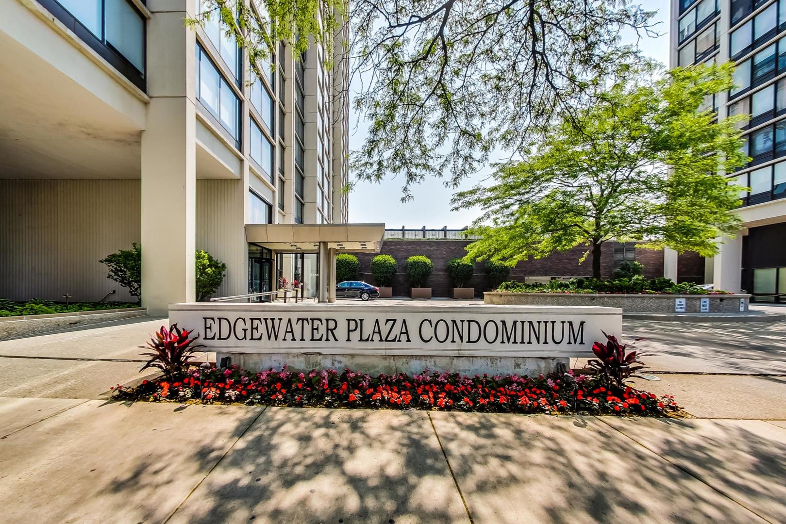 5455 N Sheridan Road 1015