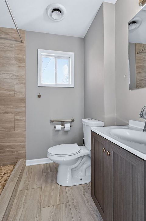 Tiny photo for 204 Mound Street, Willow Springs, IL 60480 (MLS # 12612506)