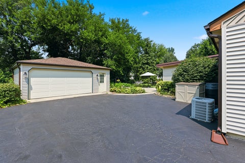 Tiny photo for 202 Bonnie Brae Avenue, Itasca, IL 60143 (MLS # 12743928)