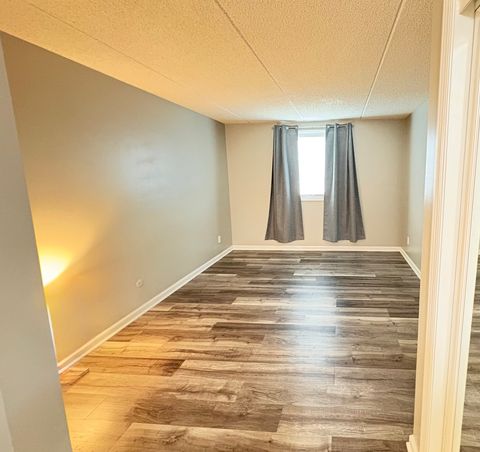 Tiny photo for 1050 N Farnsworth Avenue #111, Aurora, IL 60505 (MLS # 12574131)