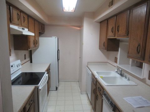 Tiny photo for Crystal Lake, IL 60014 (MLS # 12572975)