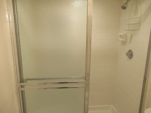 Tiny photo for Crystal Lake, IL 60014 (MLS # 12572975)