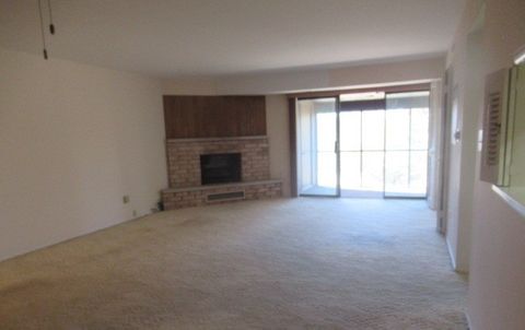 Tiny photo for Crystal Lake, IL 60014 (MLS # 12572975)