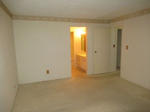 Tiny photo for Crystal Lake, IL 60014 (MLS # 12572975)