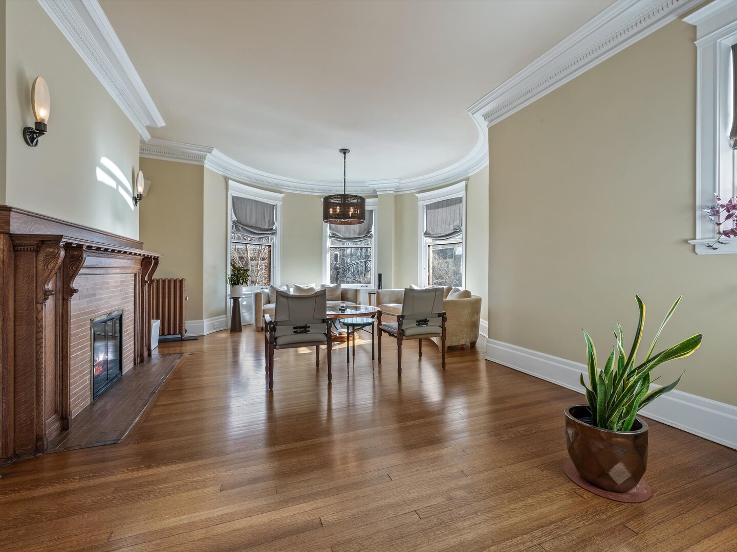 1210 N Astor Street 3A