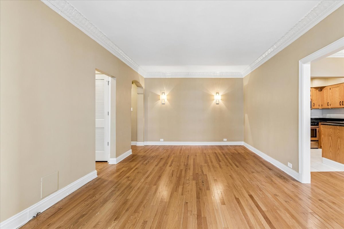 6101 N Sheridan Road 14D