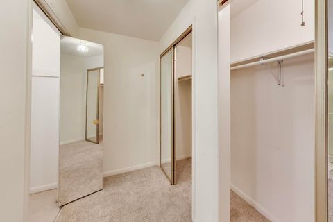 Tiny photo for 2300 W Talcott Road #1D, Park Ridge, IL 60068 (MLS # 12596049)
