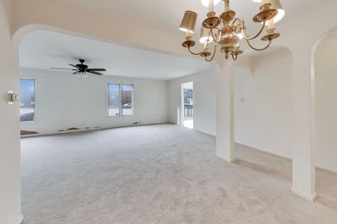 Tiny photo for 2300 W Talcott Road #1D, Park Ridge, IL 60068 (MLS # 12596049)