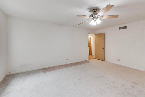 Tiny photo for 2300 W Talcott Road #1D, Park Ridge, IL 60068 (MLS # 12596049)