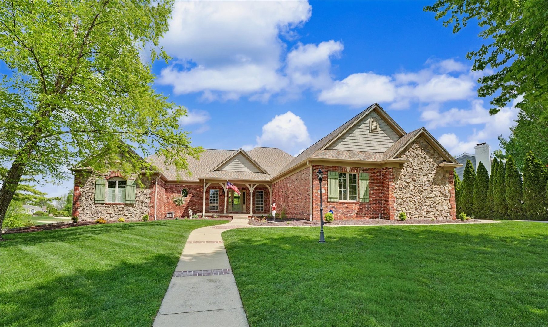 4106 Farhills Drive