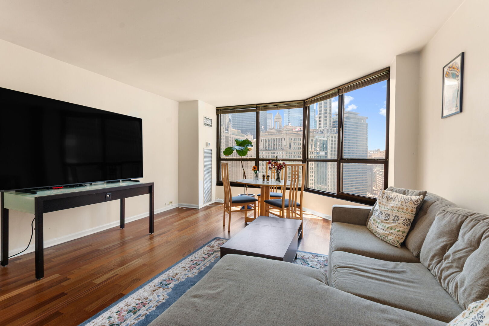 405 N WABASH Avenue 1710