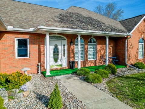 Tiny photo for 1305 Arbicola Street, Marion, IL 62959 (MLS # 12602775)