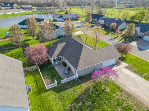 Tiny photo for 1305 Arbicola Street, Marion, IL 62959 (MLS # 12602775)