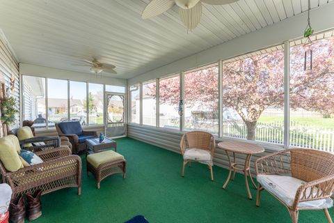 Tiny photo for 1305 Arbicola Street, Marion, IL 62959 (MLS # 12602775)