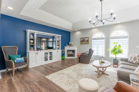 Tiny photo for 1305 Arbicola Street, Marion, IL 62959 (MLS # 12602775)