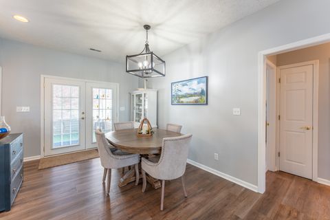 Tiny photo for 1305 Arbicola Street, Marion, IL 62959 (MLS # 12602775)