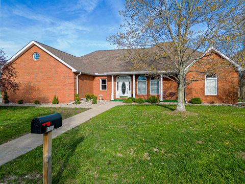 Photo of 1305 Arbicola Street, Marion, IL 62959 (MLS # 12602775)