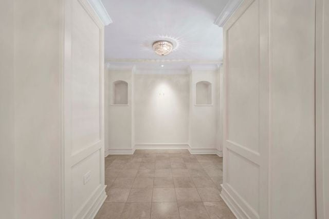 40 E Delaware Place 1702