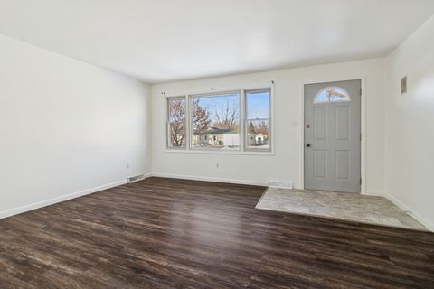 Tiny photo for 2420 Pecan Street, Joliet, IL 60435 (MLS # 12532832)