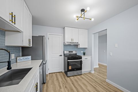 Tiny photo for 1168 Northbury Lane #B1, Wheeling, IL 60090 (MLS # 12572285)