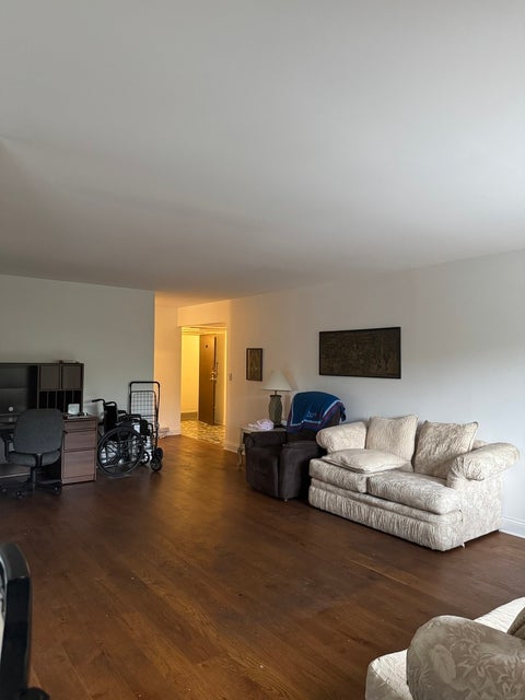 Tiny photo for 9374 Landings Lane #201, Des Plaines, IL 60016 (MLS # 12746842)