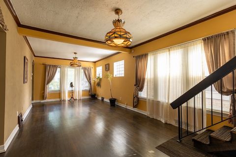 Tiny photo for 6840 29th Place, Berwyn, IL 60402 (MLS # 12493786)
