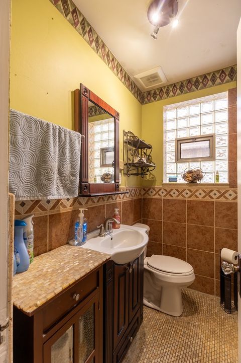 Tiny photo for 6840 29th Place, Berwyn, IL 60402 (MLS # 12493786)