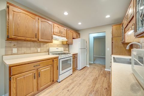 Tiny photo for 46 Ingleshire Road, Montgomery, IL 60538 (MLS # 12547832)