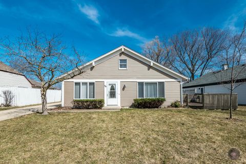 Photo of 46 Ingleshire Road, Montgomery, IL 60538 (MLS # 12547832)
