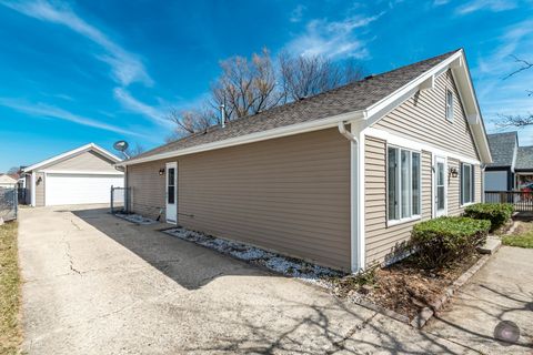 Tiny photo for 46 Ingleshire Road, Montgomery, IL 60538 (MLS # 12547832)