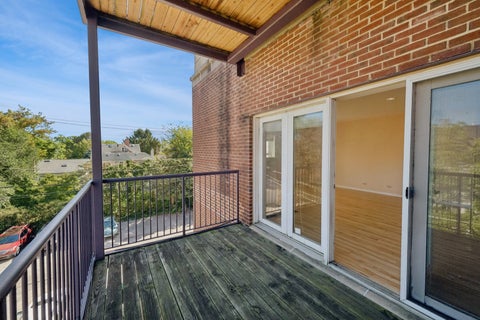 Tiny photo for 1319 CHICAGO Avenue #305, Evanston, IL 60201 (MLS # 12789281)