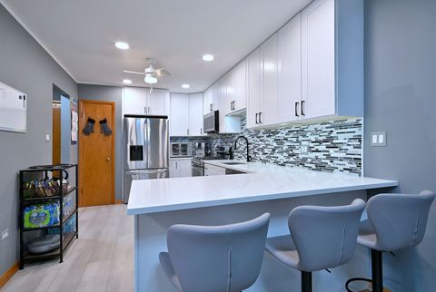 Tiny photo for 3009 Paris Avenue #302, River Grove, IL 60171 (MLS # 12597075)