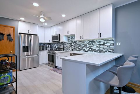 Tiny photo for 3009 Paris Avenue #302, River Grove, IL 60171 (MLS # 12597075)