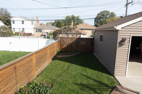Tiny photo for 2846 W 101ST Street, Evergreen Park, IL 60805 (MLS # 12781208)