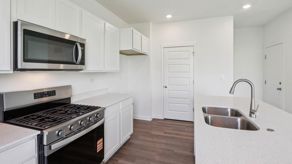 985 Emerald Drive