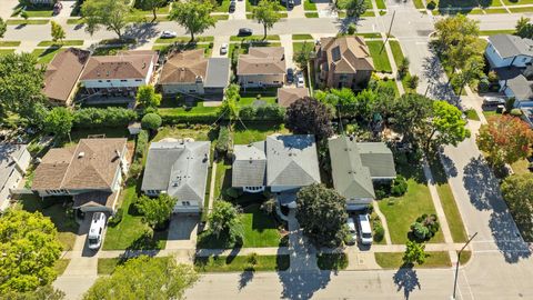 Tiny photo for 7713 Arcadia Street, Morton Grove, IL 60053 (MLS # 12493853)