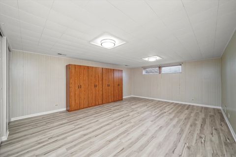 Tiny photo for 7713 Arcadia Street, Morton Grove, IL 60053 (MLS # 12493853)